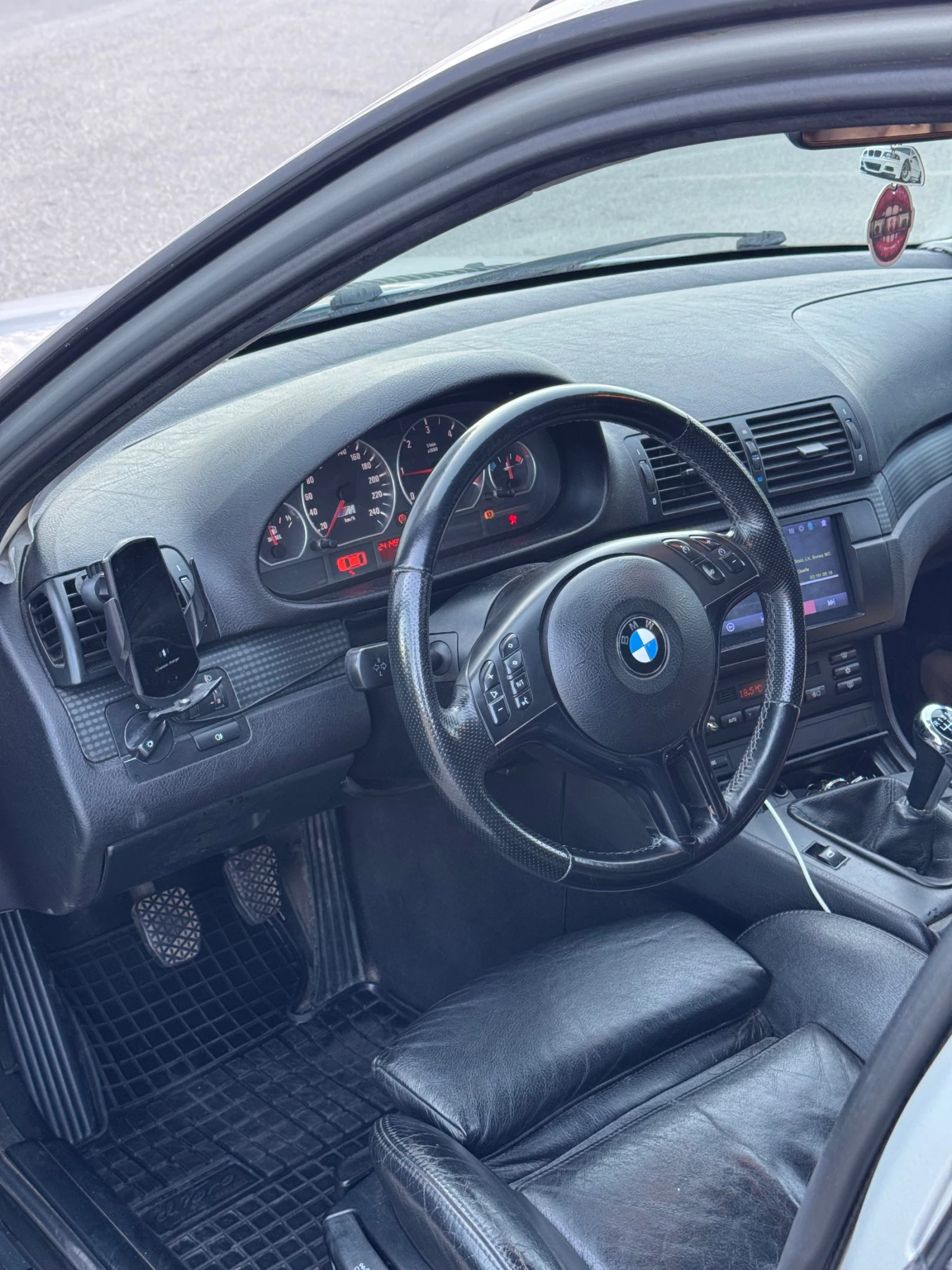 BMW 320 2.0D 150K.C. ФЕЙС/М-ПАКЕТ/КСЕНОН/КЛИМАТРОНИК, снимка 5 - Автомобили и джипове - 55877743