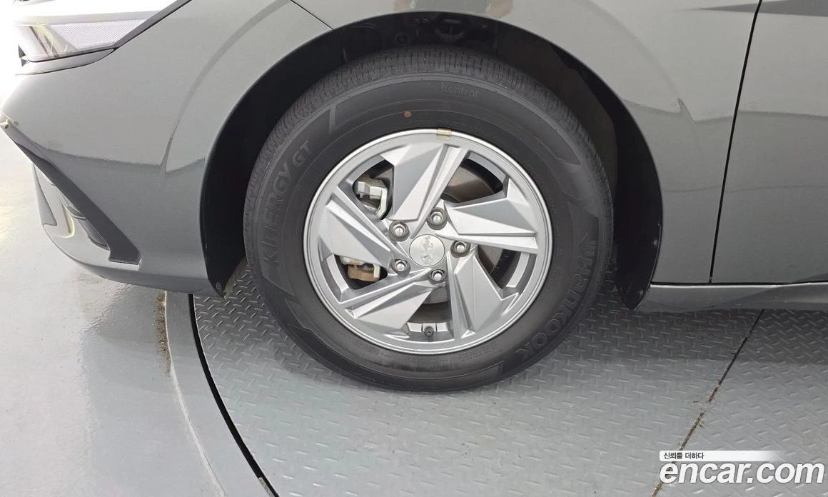 Hyundai Elantra 1.6 LPi Smart, снимка 5 - Автомобили и джипове - 55972720