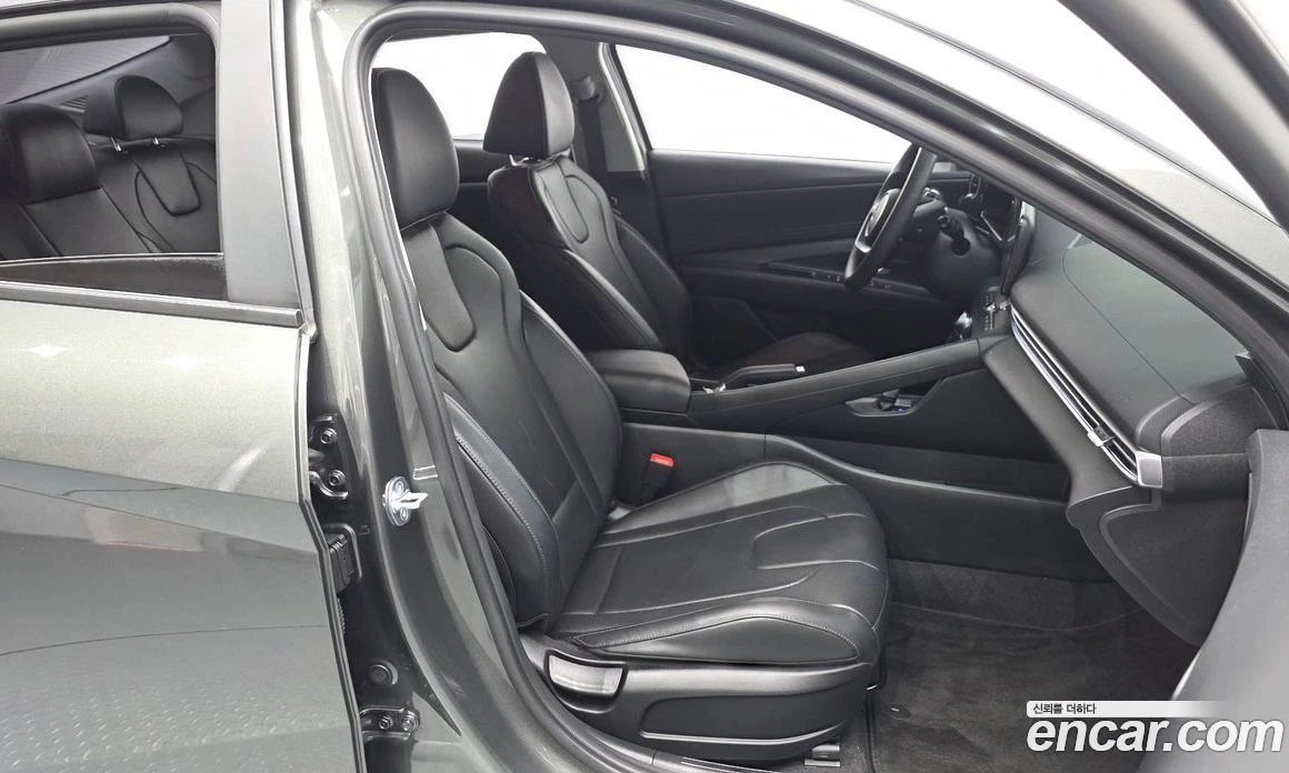 Hyundai Elantra 1.6 LPi Smart, снимка 16 - Автомобили и джипове - 55972720
