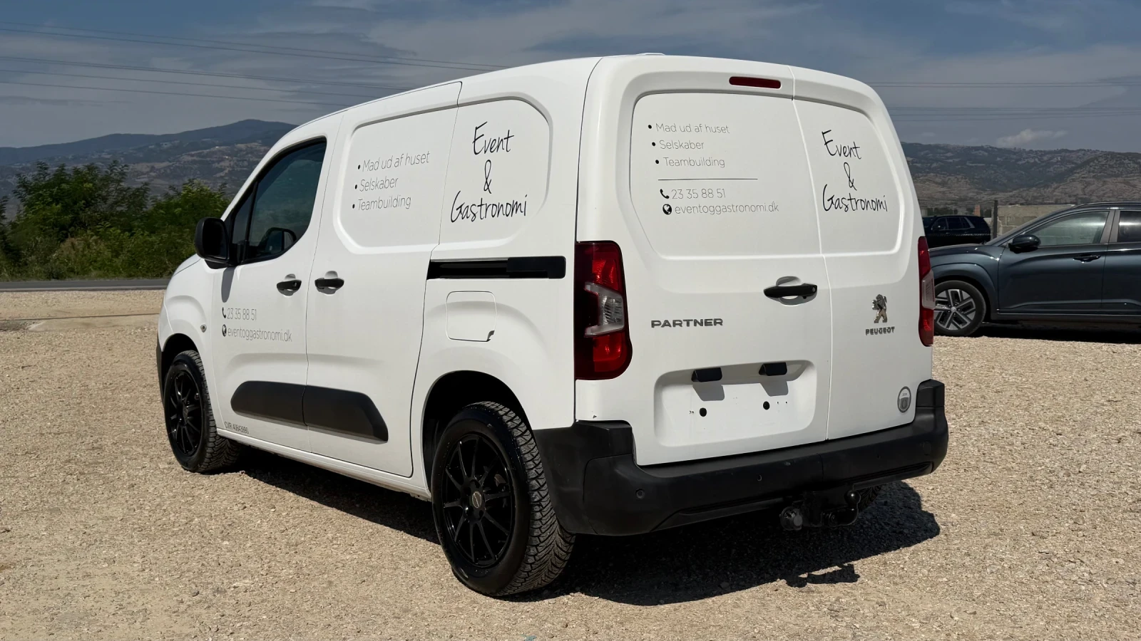 Peugeot Partner AUTOMATIC EAT8, снимка 6 - Автомобили и джипове - 56075699