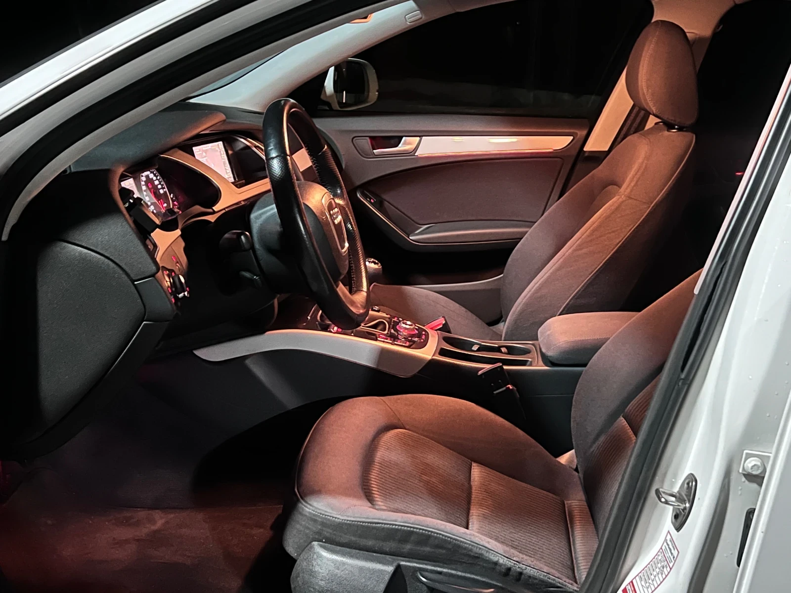 Audi A4 2.0tdi 143hp, снимка 9 - Автомобили и джипове - 56249034