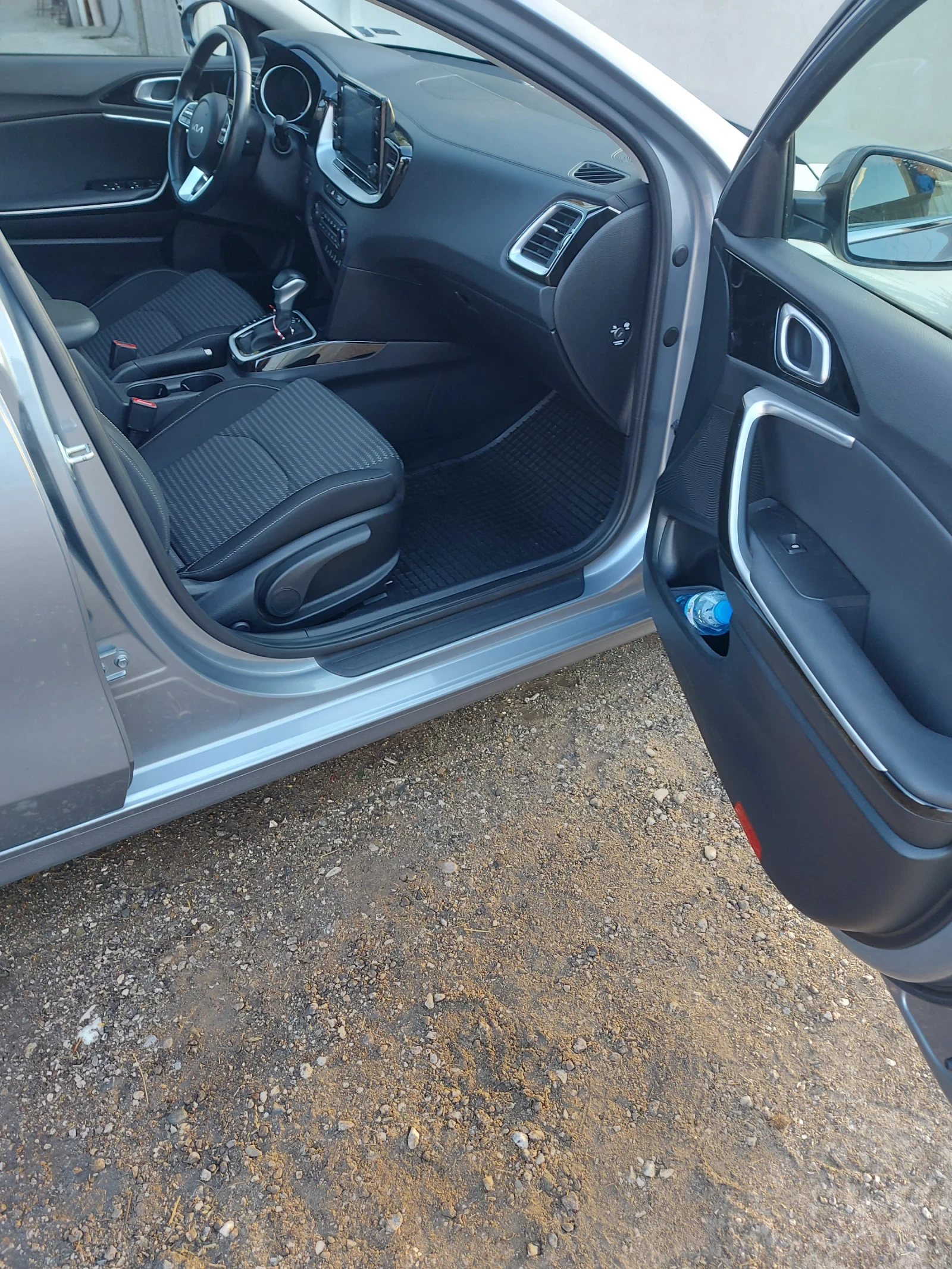 Kia Ceed, снимка 8 - Автомобили и джипове - 56449687