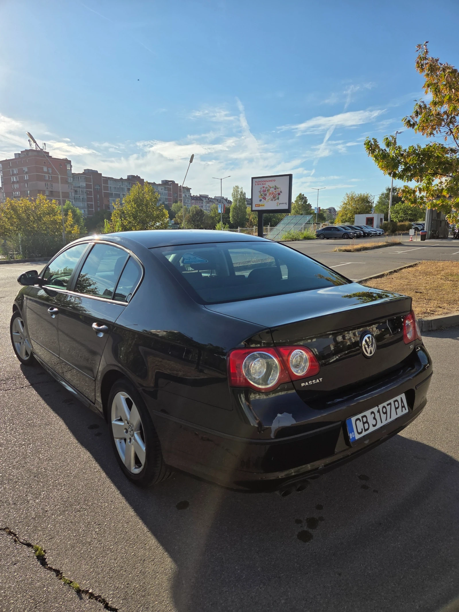 VW Passat R-Line, снимка 5 - Автомобили и джипове - 56575682