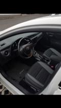 Toyota Auris 1.8 hibrid, снимка 3 - Автомобили и джипове - 23681336