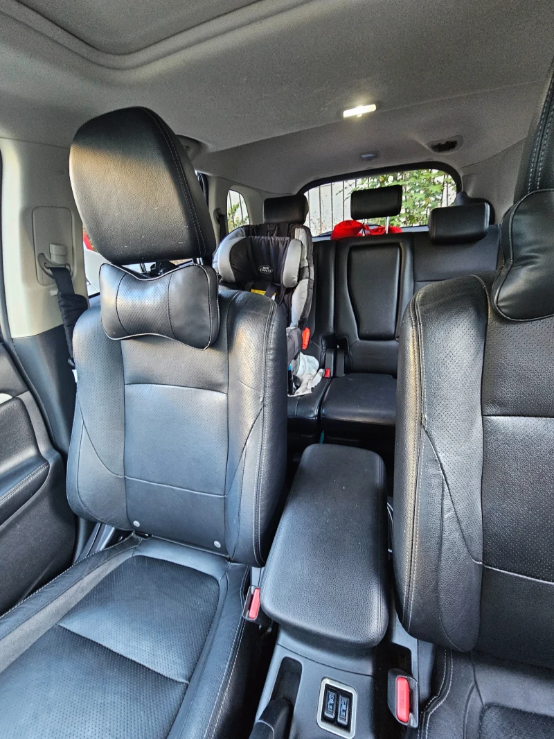 Mitsubishi Outlander Phev (plug-in hibrid) , снимка 13 - Автомобили и джипове - 52218372
