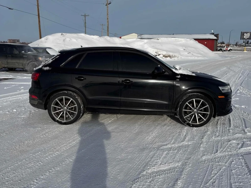 Audi Q3 2018 QUATTRO S LINE * ПРЕДСТАВИТЕЛСТВО НА KIA * , снимка 4 - Автомобили и джипове - 53289713