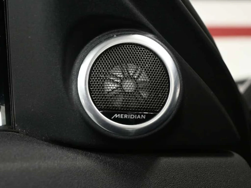 Land Rover Range Rover Evoque * P250 No Accident Leather Meridian Navigation Pan, снимка 10 - Автомобили и джипове - 53513704