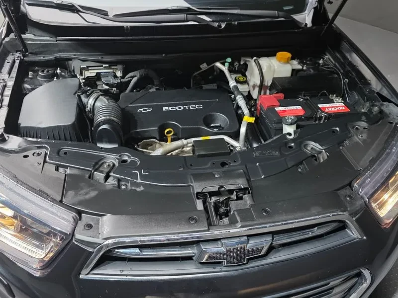 Chevrolet Captiva 2.0L/2WD, снимка 6 - Автомобили и джипове - 56699345