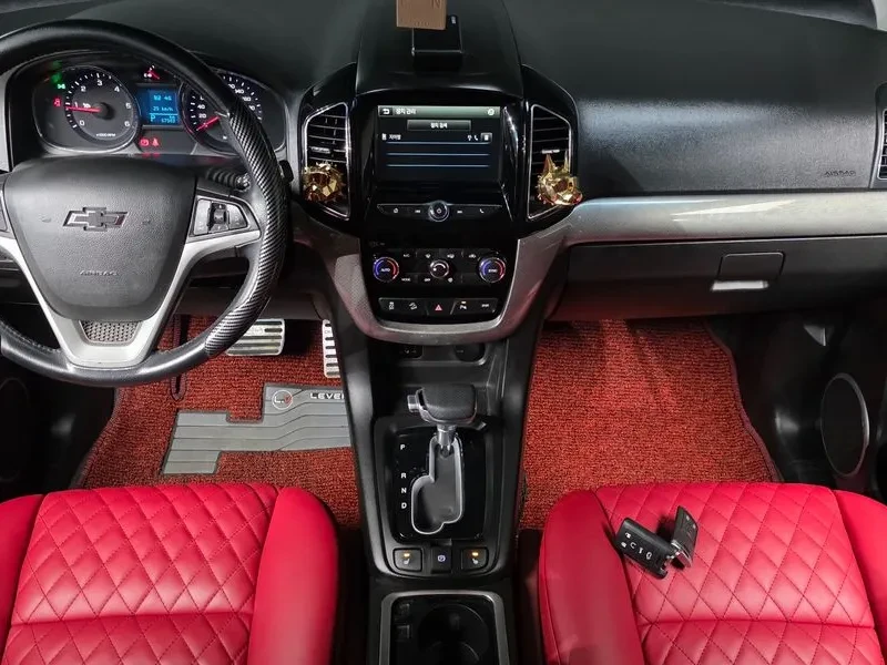 Chevrolet Captiva 2.0L/2WD, снимка 7 - Автомобили и джипове - 56699345
