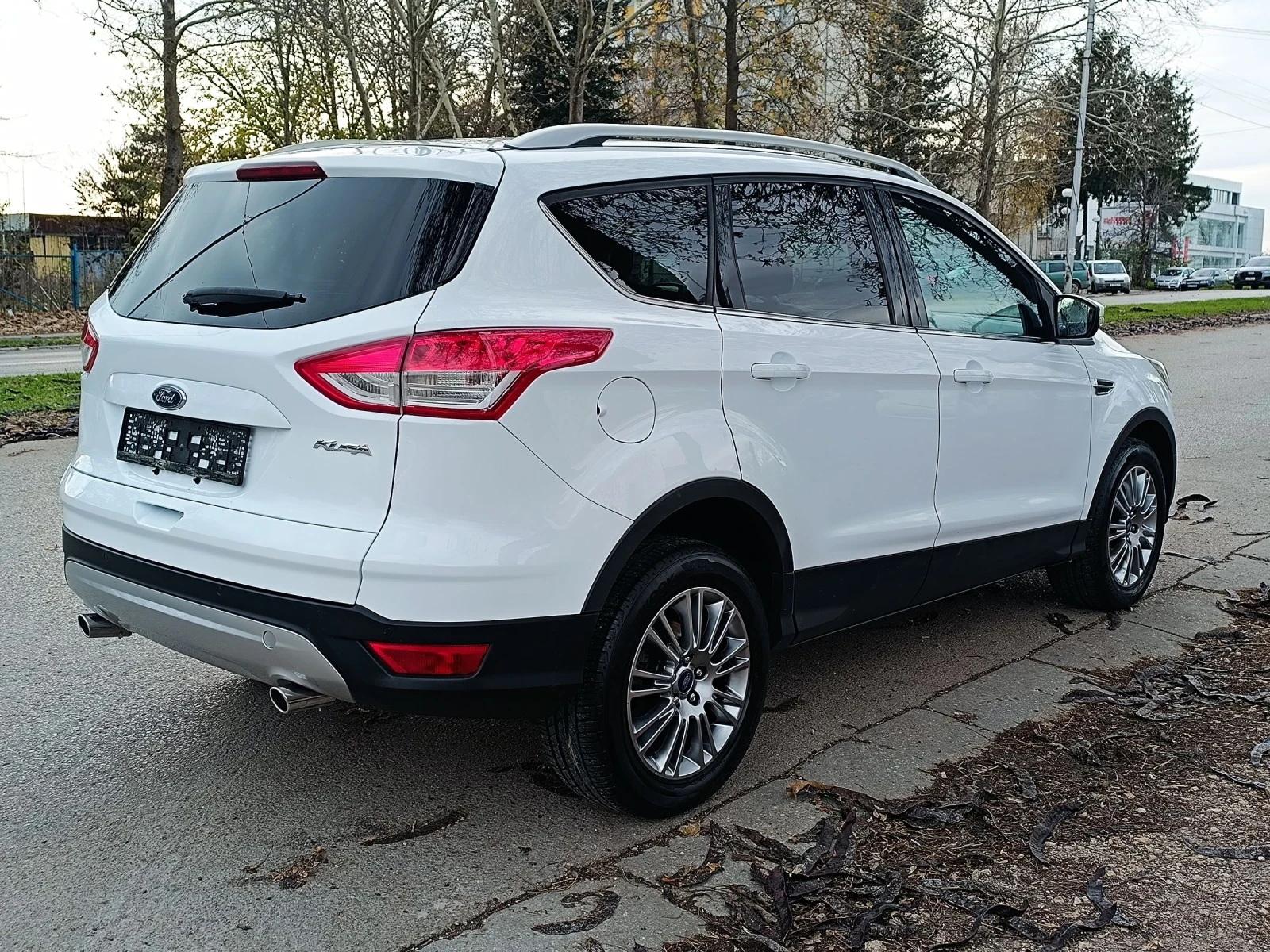 Ford Kuga АВТОМАТИК 4x4 - изображение 6