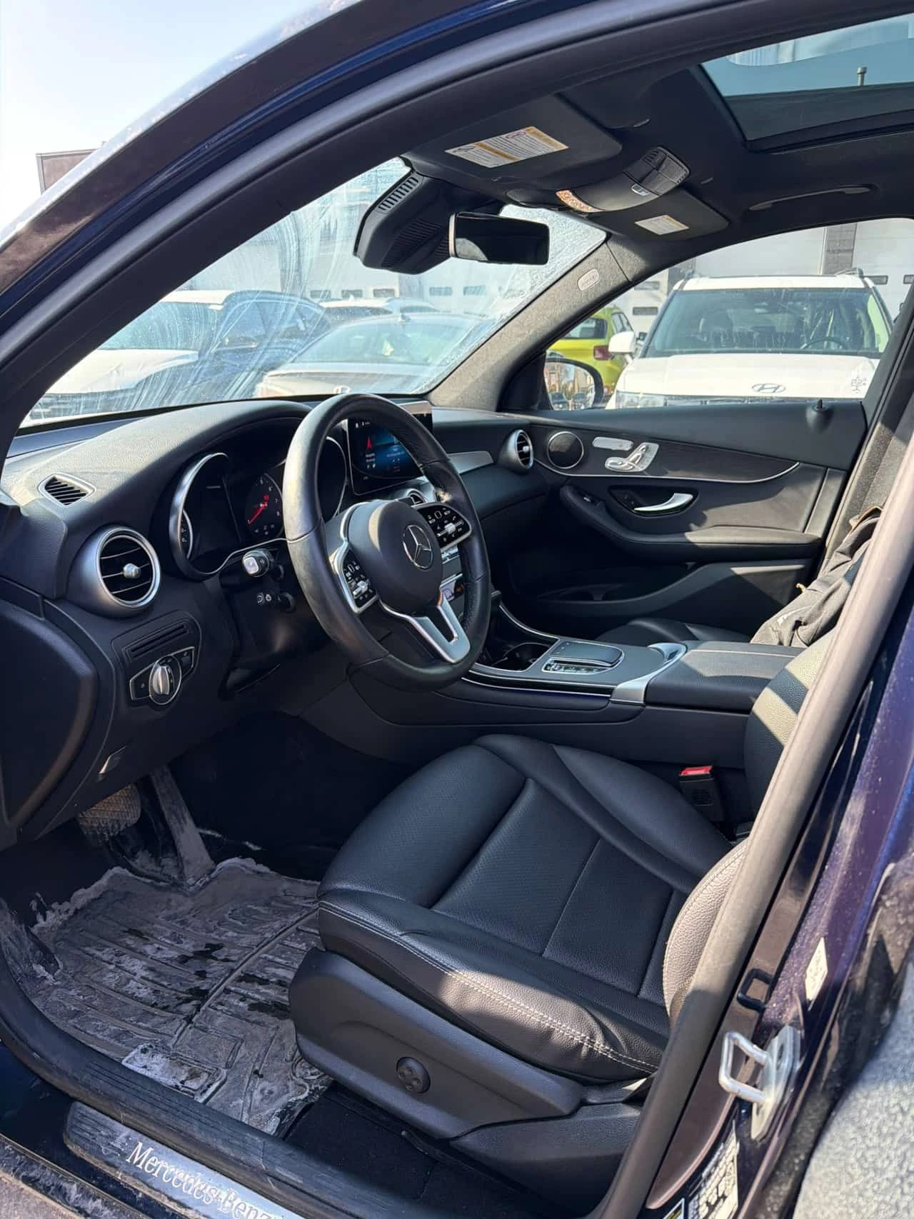 Mercedes-Benz GLC 300 * 4MATIC* DISTRONIC* ПАНОРАМА* 360 КАМЕРИ*  - изображение 5