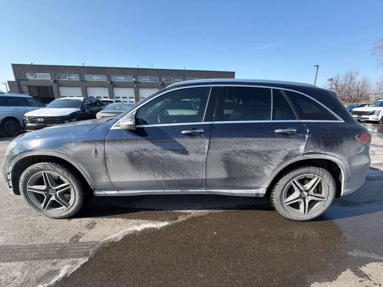 Mercedes-Benz GLC 300 * 4MATIC* DISTRONIC* ПАНОРАМА* 360 КАМЕРИ*  - изображение 2