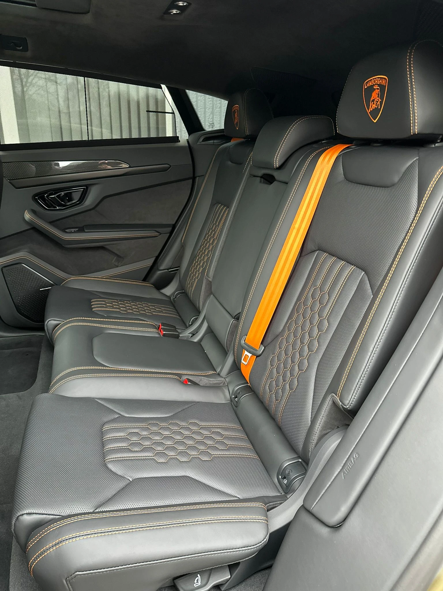 Lamborghini Urus SE, снимка 11 - Автомобили и джипове - 54277702