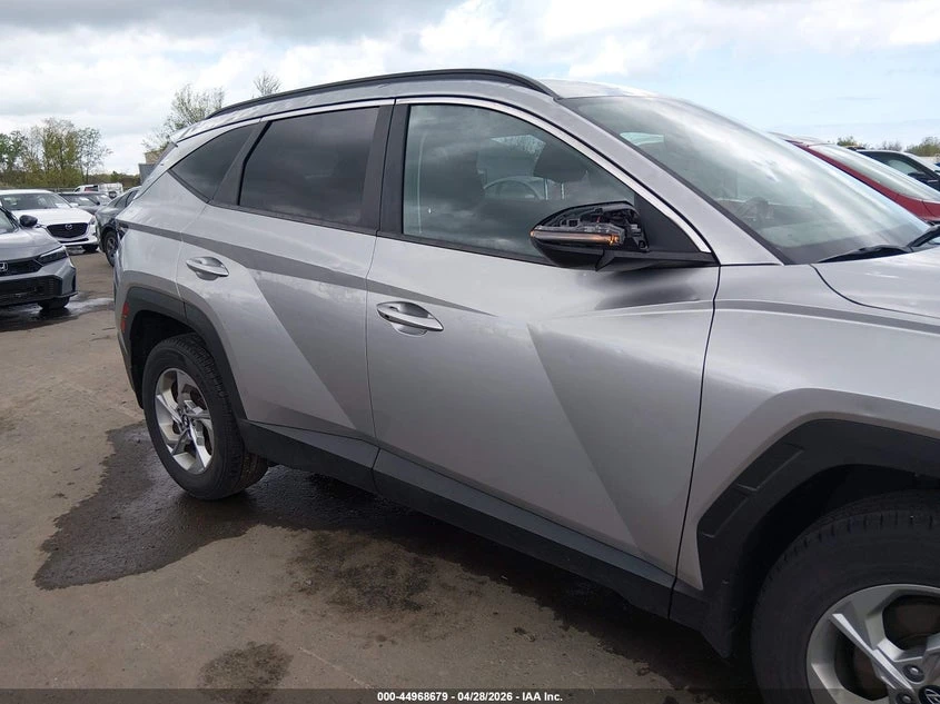 Hyundai Tucson 2.5l Sel, снимка 13 - Автомобили и джипове - 54571804