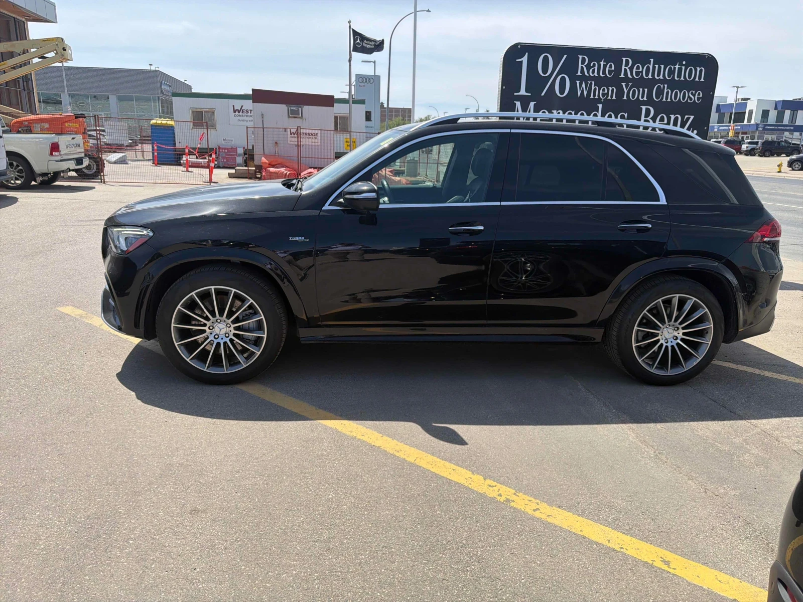 Mercedes-Benz GLE 53 4MATIC AMG * ДИСТРОНИК * ОБДУХВАНЕ * ПАНОРАМА * BURMESTER, снимка 2 - Автомобили и джипове - 54708361