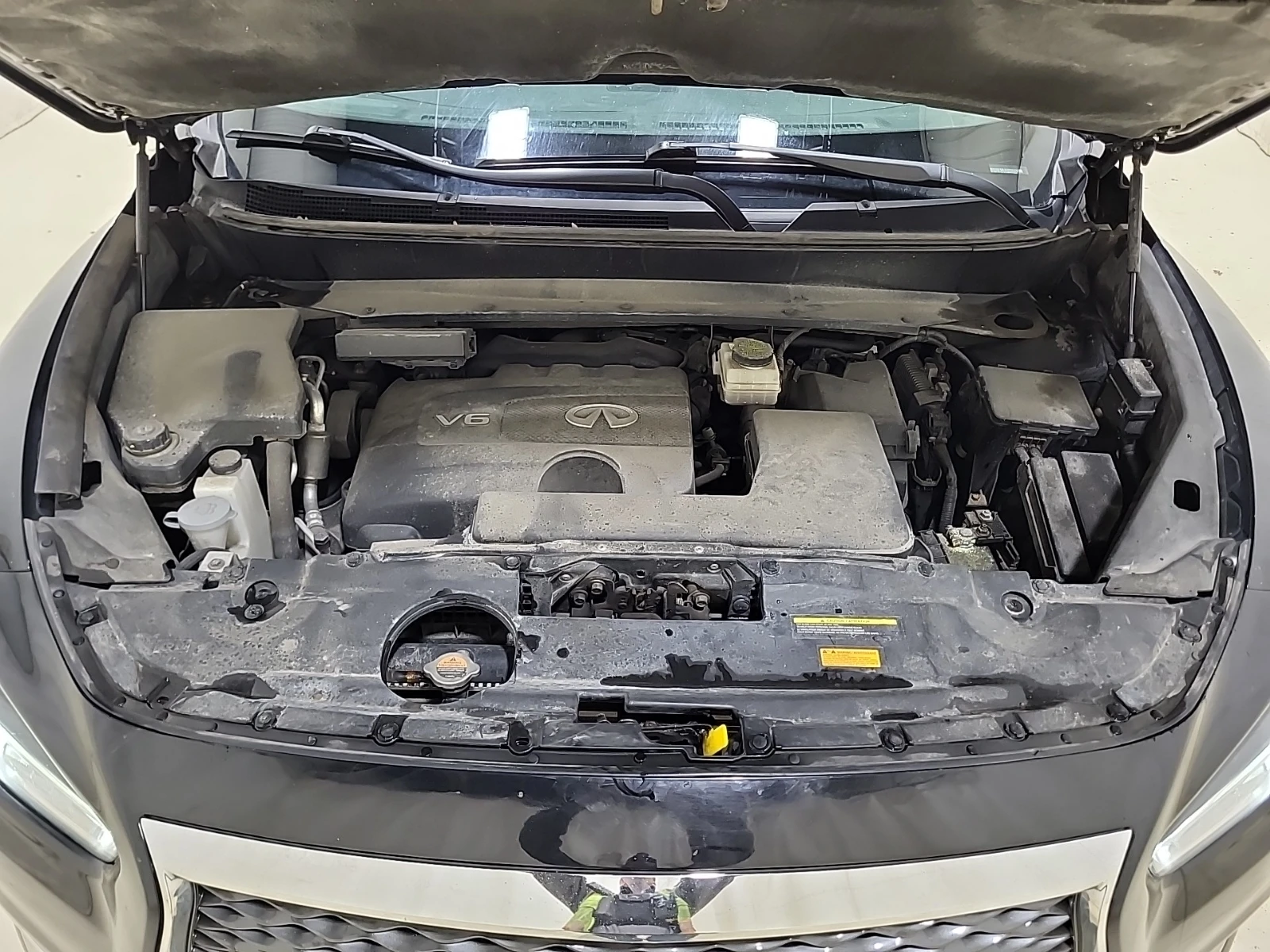 Infiniti QX60 PREMIUM AWD, снимка 17 - Автомобили и джипове - 55004554