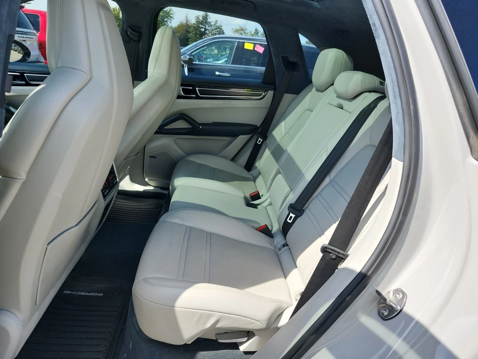 Porsche Cayenne * GTS * CARFAX * Без инциденти * , снимка 9 - Автомобили и джипове - 55948865