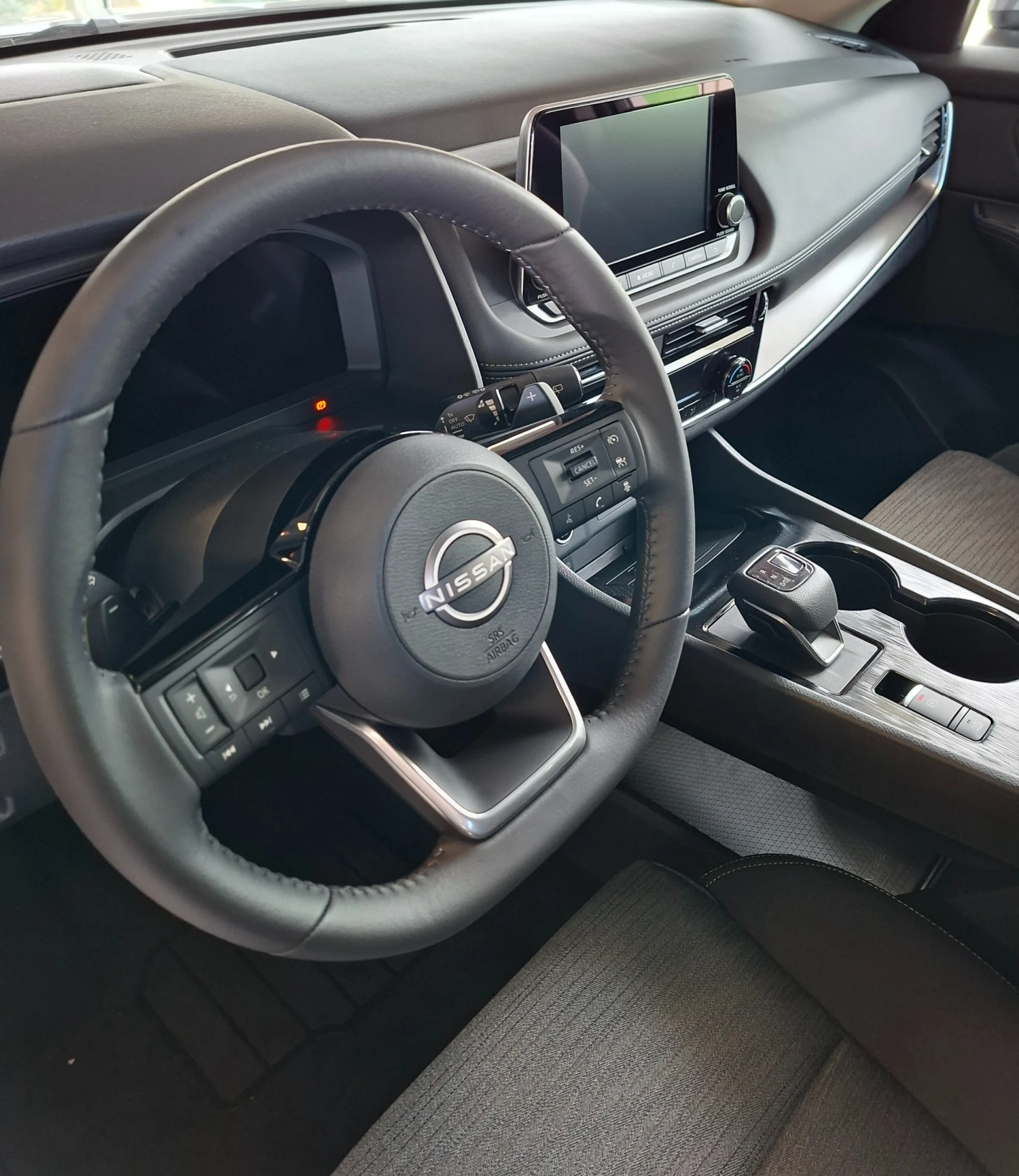 Nissan X-trail, снимка 5 - Автомобили и джипове - 56531776