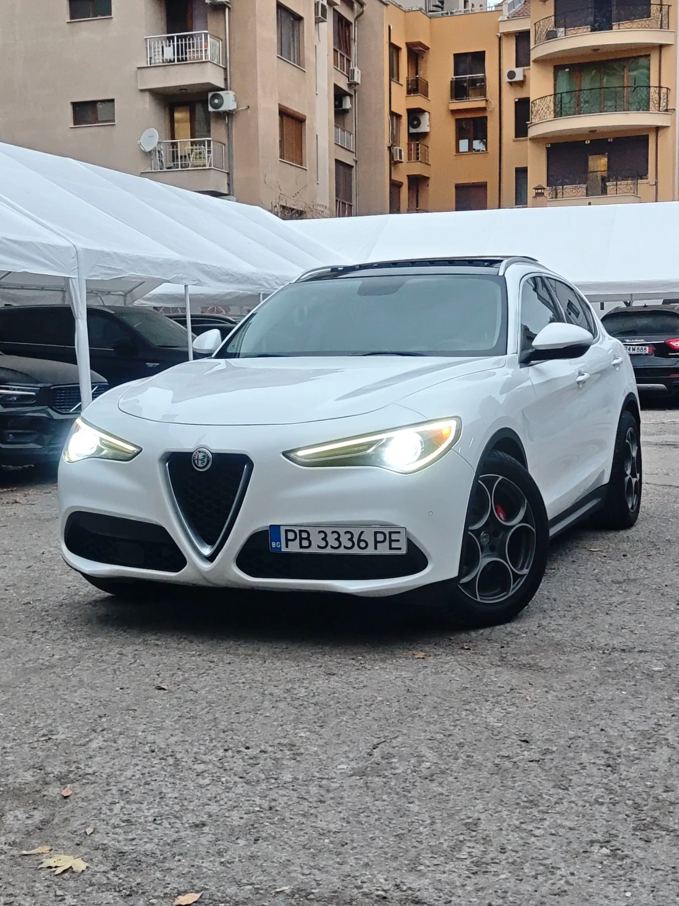Alfa Romeo Stelvio 4x4, ПАНОРАМА, ДИСТРОНИК, КЕЙЛЕС, ФУЛ! 