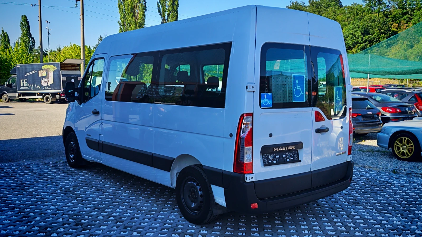 Renault Master 2.3dci Инвалидна рампа, климатична инсталация!, снимка 3 - Бусове и автобуси - 55823978
