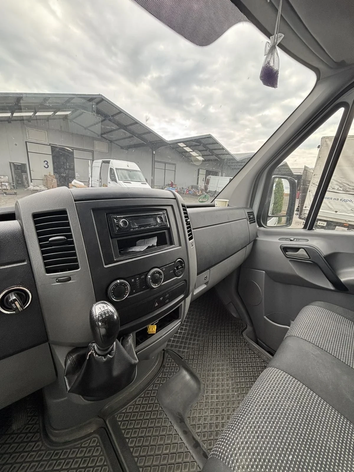 Mercedes-Benz Sprinter 316, снимка 12 - Бусове и автобуси - 56164839