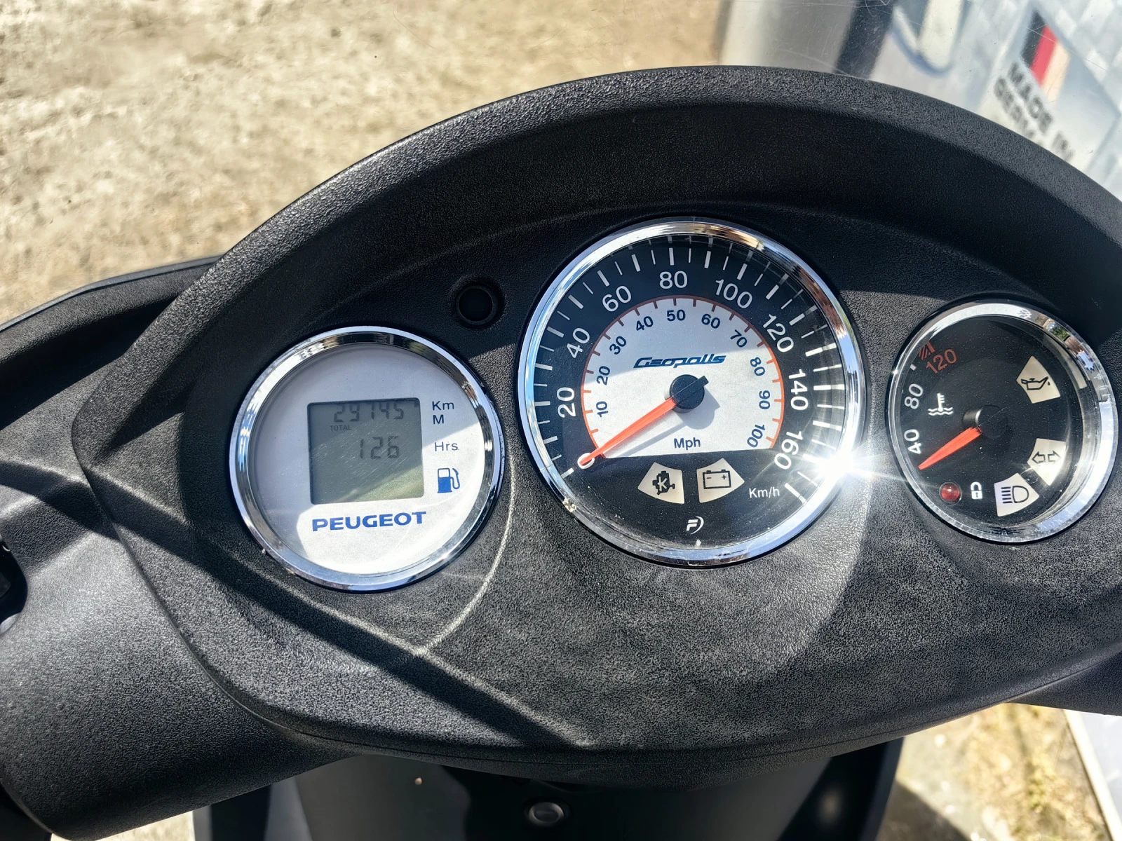 Peugeot Geopolis Piaggio 244 - изображение 7