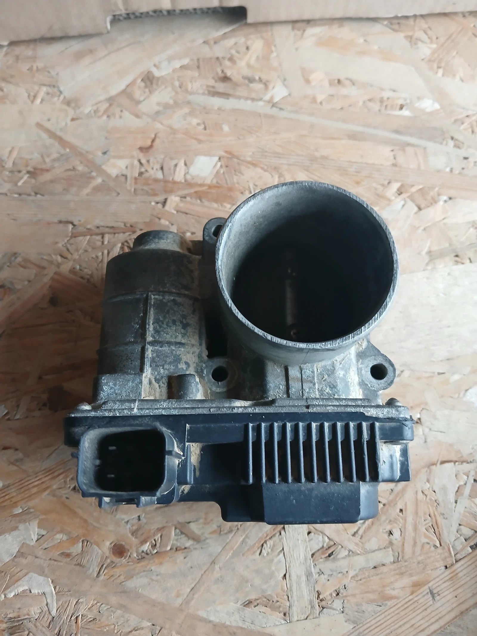 SERA576-0 дросел клапа Nissan Primera P12, снимка 2 - Части - 55404269