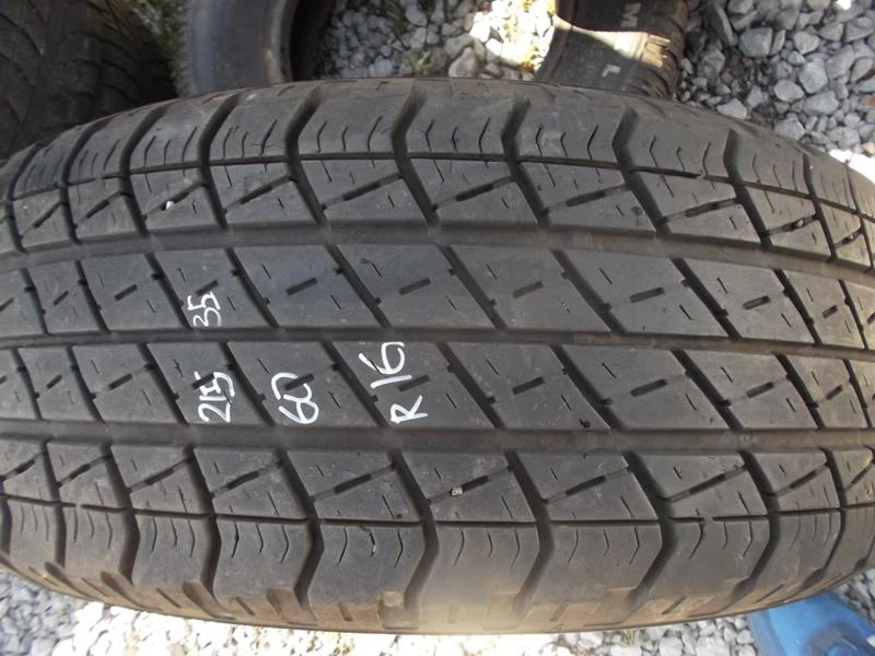 Гуми Летни 215/60R16, снимка 1 - Гуми и джанти - 21404896