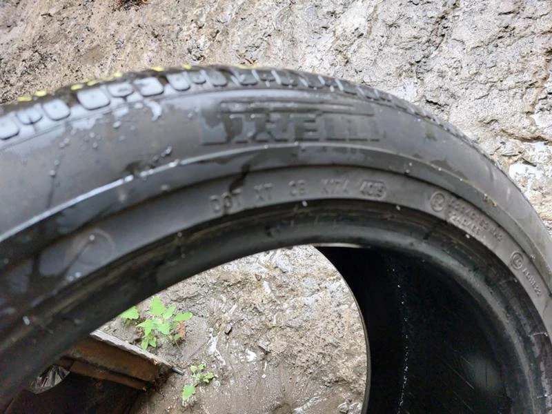 Гуми Зимни 245/45R17, снимка 7 - Гуми и джанти - 37110452