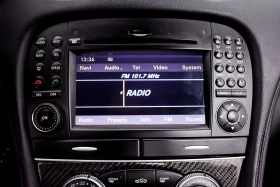 Mercedes-Benz SL 63 AMG, снимка 16