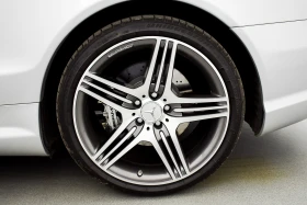 Mercedes-Benz SL 63 AMG, снимка 7