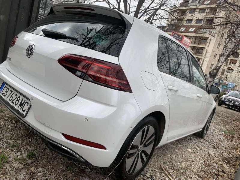 VW Golf, снимка 4 - Автомобили и джипове - 47179479