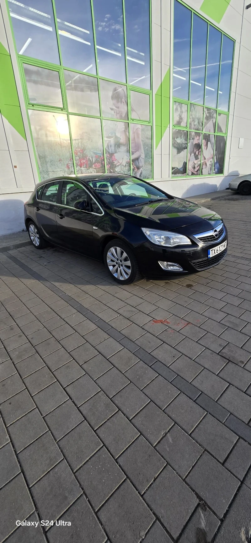 Opel Astra 1.4 tirbo, снимка 15 - Автомобили и джипове - 48671125