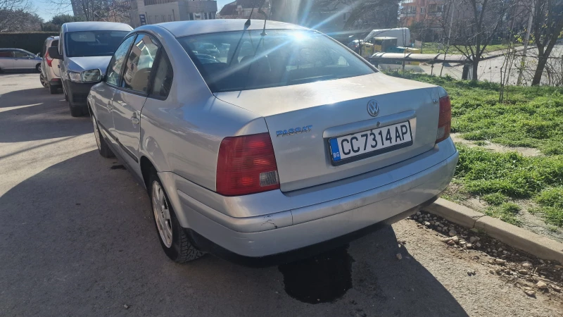 VW Passat, снимка 2 - Автомобили и джипове - 48522703