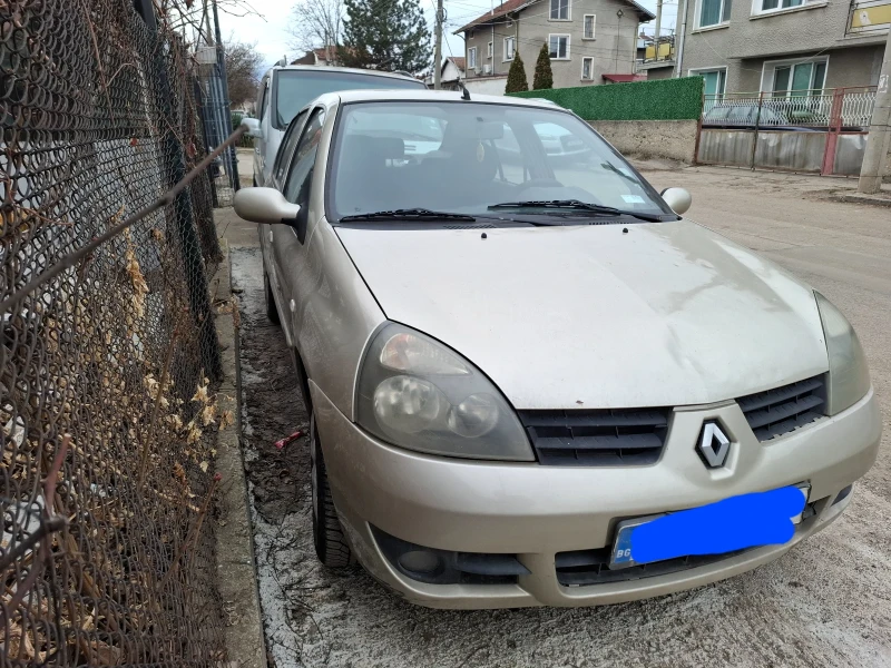 Renault Clio, снимка 2 - Автомобили и джипове - 49152848