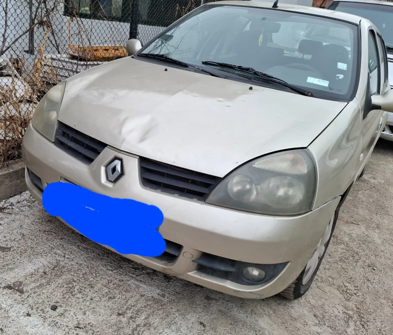 Renault Clio, снимка 1 - Автомобили и джипове - 49152848