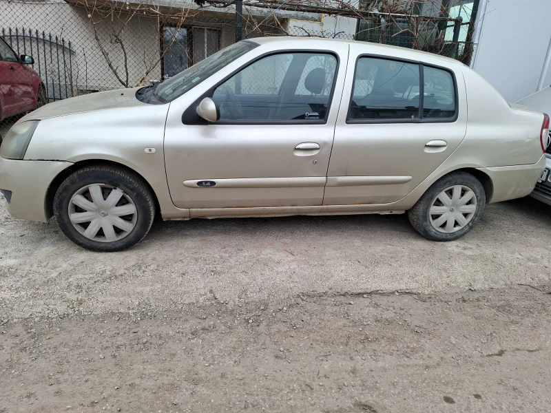 Renault Clio, снимка 5 - Автомобили и джипове - 49152848