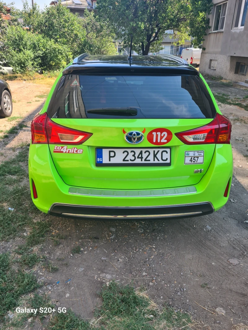 Toyota Auris 1.8 хибрид, снимка 4 - Автомобили и джипове - 51160506