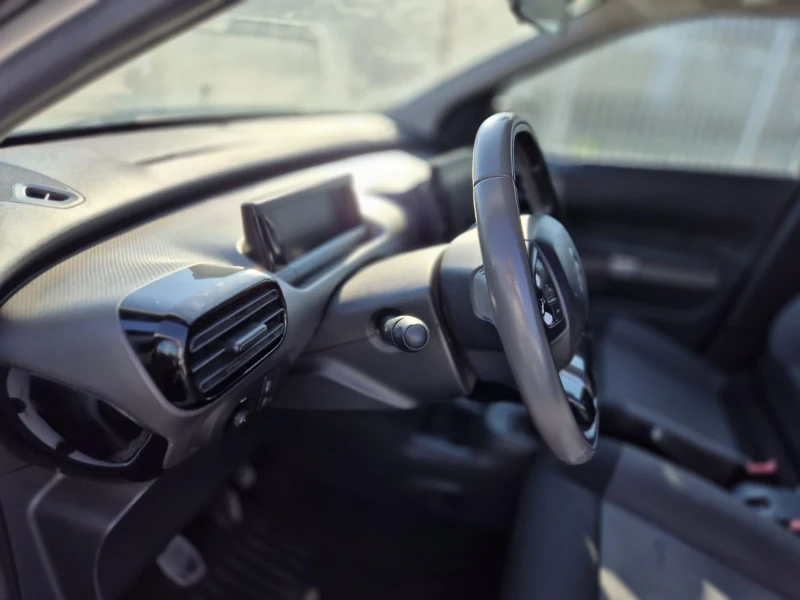 Citroen C4 Cactus 1.6HDI, снимка 7 - Автомобили и джипове - 52165843
