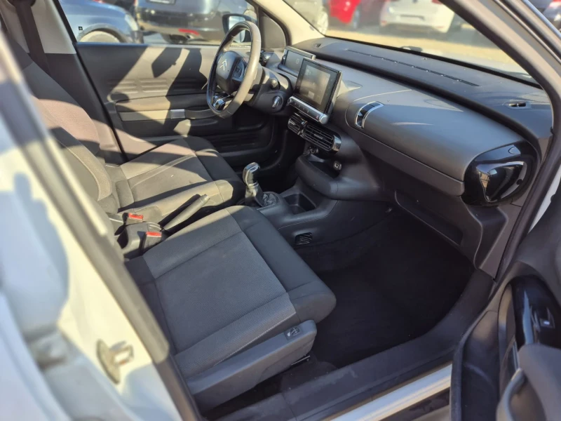 Citroen C4 Cactus 1.6HDI, снимка 9 - Автомобили и джипове - 52165843