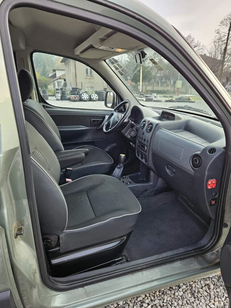 Peugeot Partner  1.6 HDI климатик, снимка 10 - Автомобили и джипове - 52647163