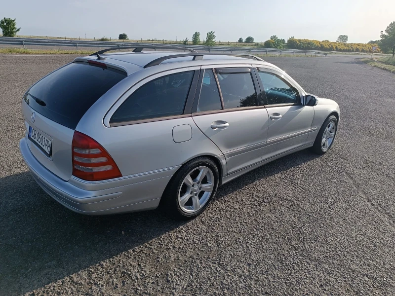 Mercedes-Benz C 180 ГАЗ/Бензин , снимка 3 - Автомобили и джипове - 53488809
