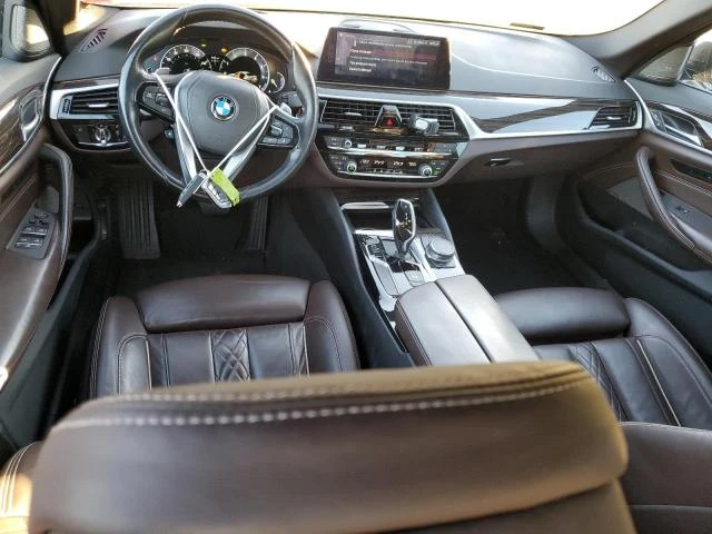 BMW 540 B58* XDRIVE* ДИГИТАЛНО* ТАБЛО* ПОДГРЕВ* МАСАЖ* , снимка 8 - Автомобили и джипове - 47990787