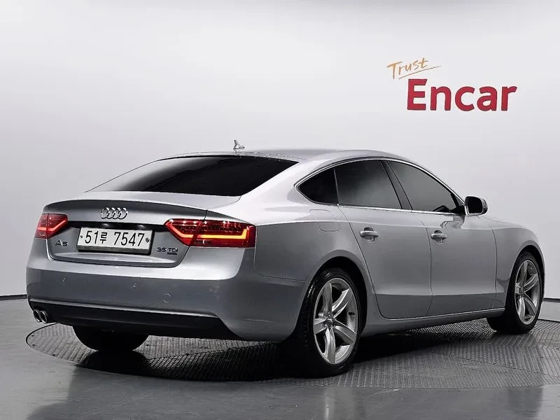 Audi A5 35 Tdi Quattro Sportback 8Ta, снимка 3 - Автомобили и джипове - 54995534