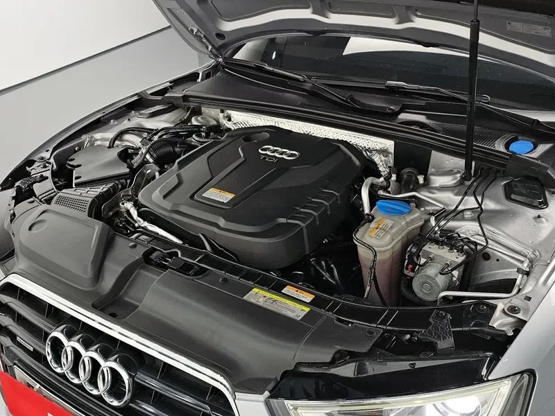 Audi A5 35 Tdi Quattro Sportback 8Ta, снимка 11 - Автомобили и джипове - 54995534