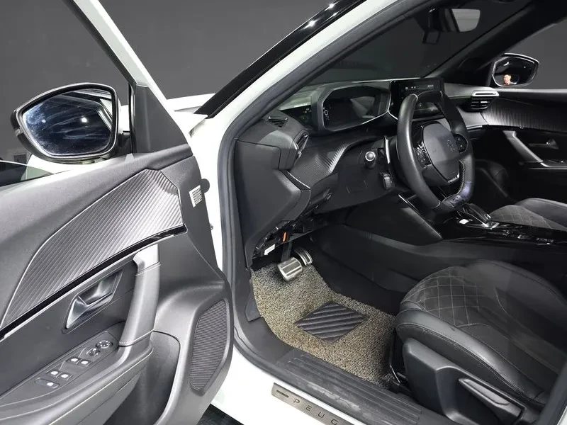 Peugeot 2008 1.5 BlueHDi GT LINE �������* KEYLESS* ������*  | Mobile.bg � ����������� 10