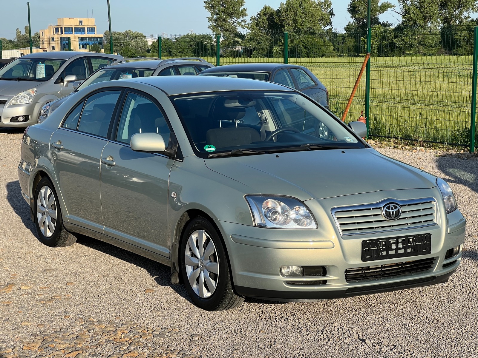 Toyota Avensis 1.8 VVTI - изображение 3