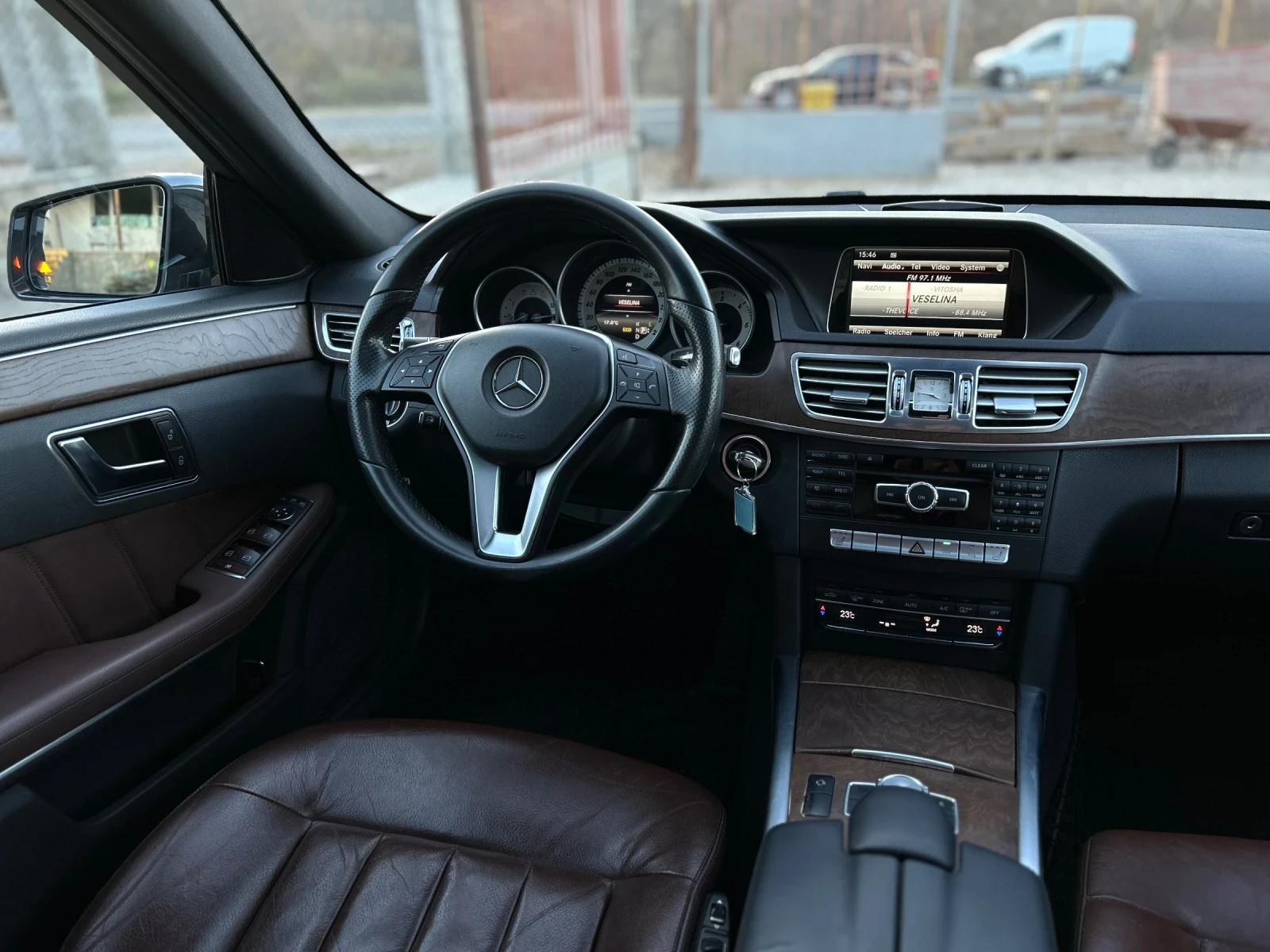 Mercedes-Benz E 250 Bluetec 4MATIC Distronic - изображение 7