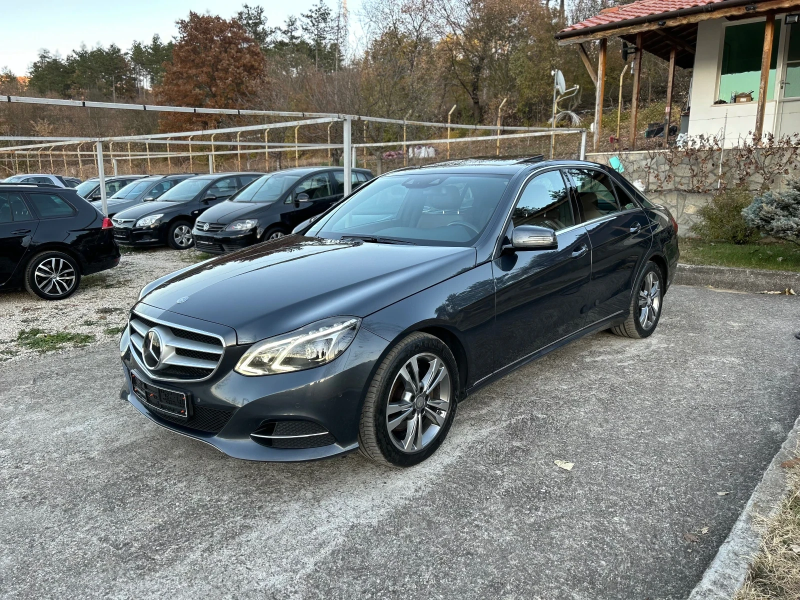 Mercedes-Benz E 250 Bluetec 4MATIC Distronic - [1] 