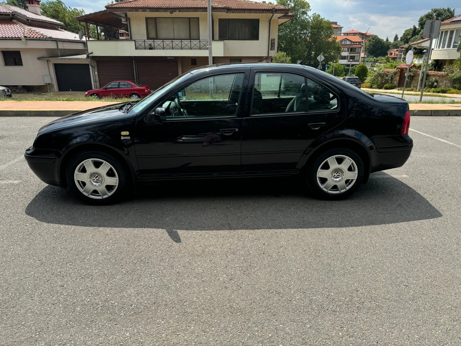 VW Bora 1.6SR - изображение 2